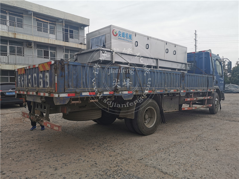 青島市黃島區(qū)洗筐機發(fā)貨